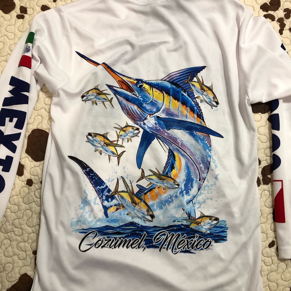 Men’s Small dri-fit long sleeve Cozumel Mexico shirt